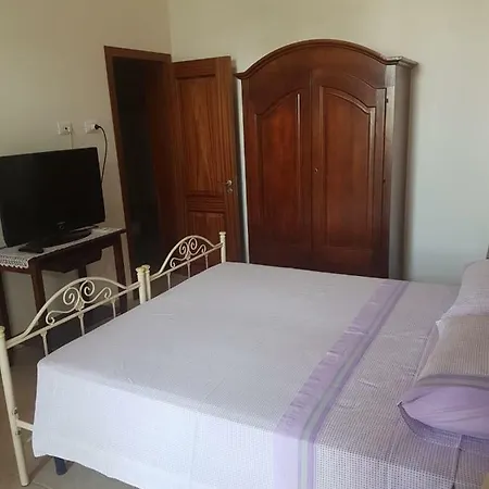 Casa Turistica Le Servite ゲストハウス 3*